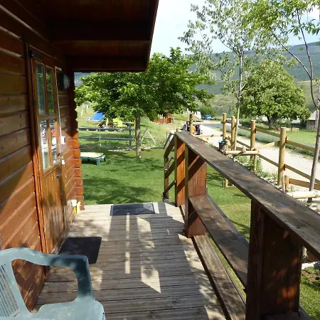 Parque de Campismo Les De Bourras *