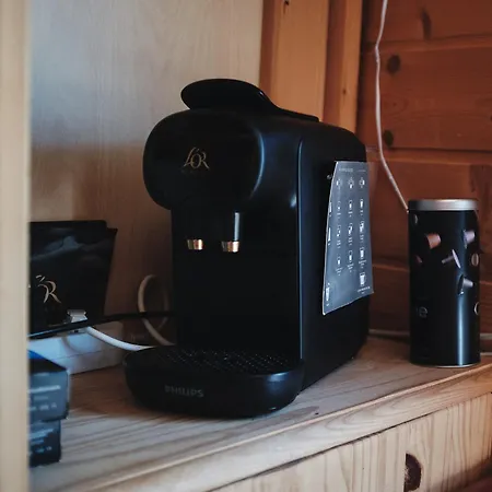 Les De Bourras 营地